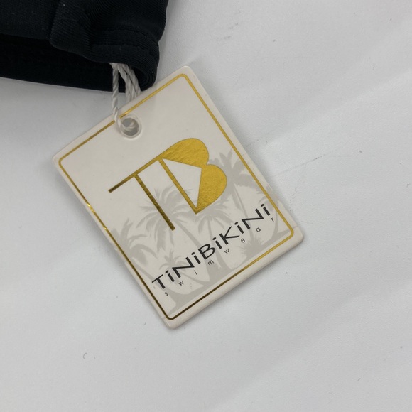 NWT TiniBikini Swimwear Top Women’s Medium - Picture 2 of 5